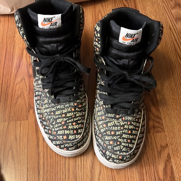 Used - Picture 5 of 5